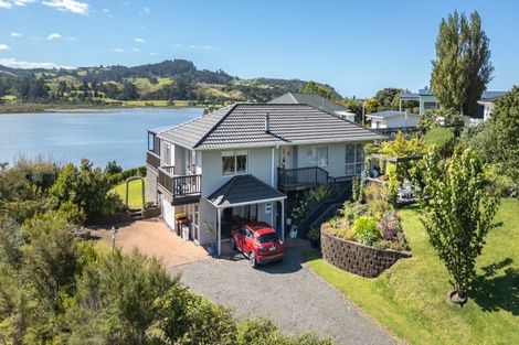 Photo of property in 4 Patton Place, Tairua, 3508