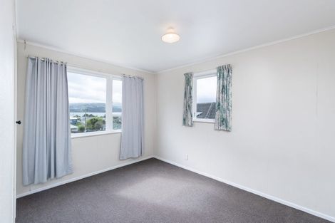 Photo of property in 9 Arene Grove, Titahi Bay, Porirua, 5022