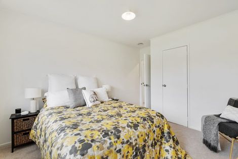 Photo of property in 7 Hobart Crescent, Wattle Downs, Auckland, 2103