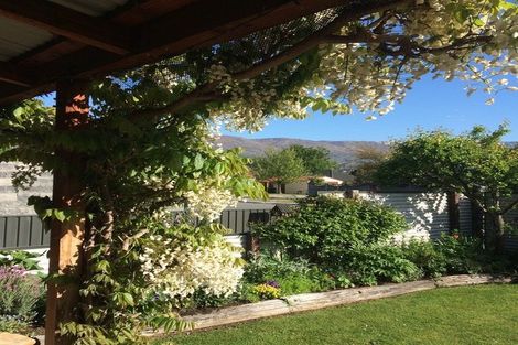 Photo of property in 88 Inniscort Street, Cromwell, 9310