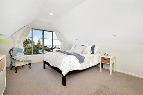 Photo of property in 11 Oceanview Road, Mount Maunganui, 3116
