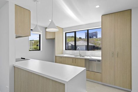 Photo of property in 34 Turtleback Avenue, Whitby, 5024