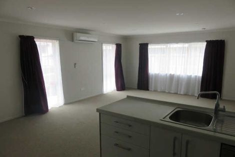 Photo of property in 2/24 Lorne Street, Melville, Hamilton, 3206