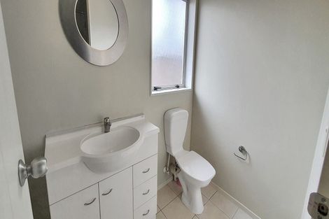 Photo of property in 122c Alfriston Road, Manurewa, Auckland, 2105