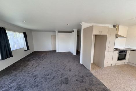 Photo of property in 61 Lipscombe Crescent, Havelock North, 4130