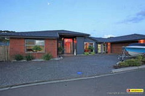 Photo of property in 3 Roydon Lane, Paraparaumu, 5032