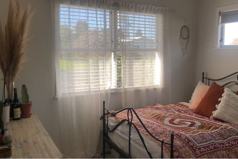 Photo of property in 6 Philip Place, Hillcrest, Auckland, 0627