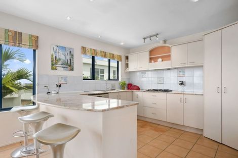 Photo of property in 6a Mizpah Road, Torbay, Auckland, 0630