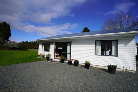 Photo of property in 33 Saint Marys Road, Waipu, 0510