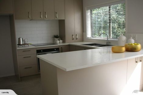 Photo of property in 2/123 Prince Regent Drive, Half Moon Bay, Auckland, 2012