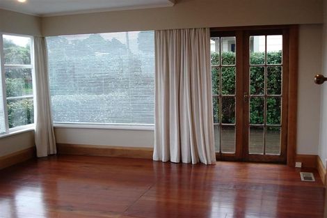 Photo of property in 1 Ranui Crescent, Khandallah, Wellington, 6035