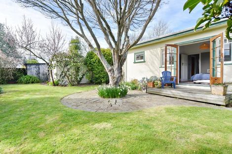 Photo of property in 1/181 Wairakei Road, Bryndwr, Christchurch, 8053
