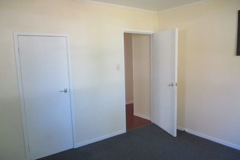 Photo of property in 76 Helena Street, Massey, Auckland, 0614