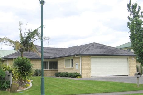 Photo of property in 16 Belmont Rise, Katikati, 3129