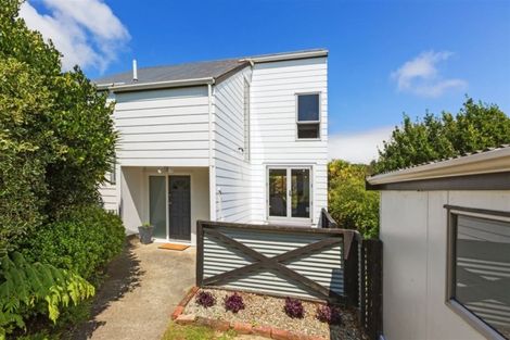 Photo of property in 10 Venus Place, Whitby, Porirua, 5024