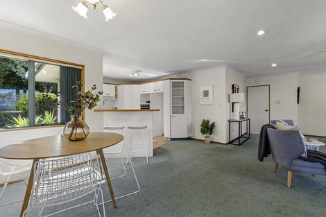 Photo of property in 30 Summerhaven Place, Ohauiti, Tauranga, 3112