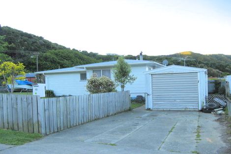 Photo of property in 15 Buller Street, Picton, 7220