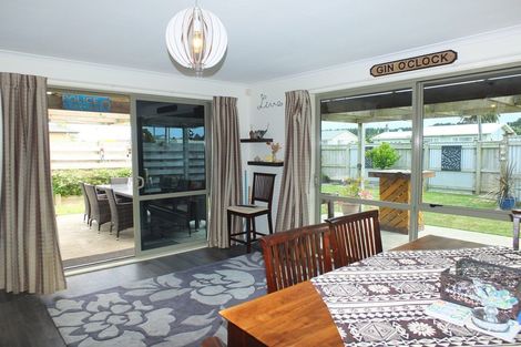 Photo of property in 10 Seabury Avenue, Foxton Beach, Foxton, 4815