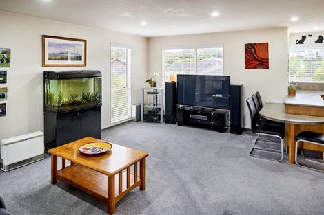 Photo of property in 3 Musket Lane, Whitby, Porirua, 5024