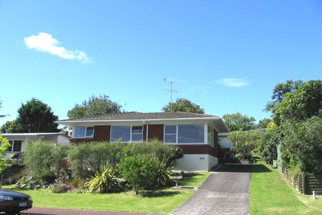 Photo of property in 2/18 Eban Avenue, Hillcrest, Auckland, 0627