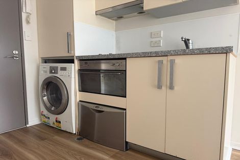 Photo of property in Dual Apartments, 108/142 Vivian Street, Te Aro, Wellington, 6011