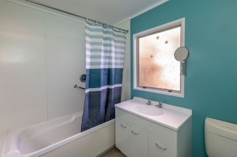 Photo of property in 329 Te Horo Beach Road, Te Horo Beach, Otaki, 5581