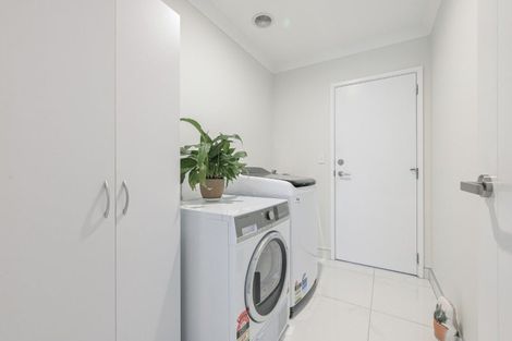 Photo of property in 9 Rotomanu Place, Pyes Pa, Tauranga, 3112