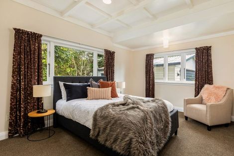 Photo of property in 294 Great North Road, Henderson, Auckland, 0612