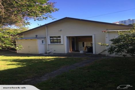 Photo of property in 72 Aro Street, Aro Valley, Wellington, 6021