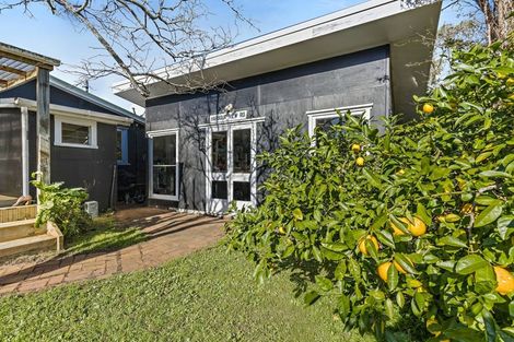 Photo of property in 25 Harbour View Road, Point Wells, Warkworth, 0986