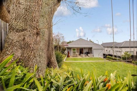 Photo of property in 11 West End Road, Herne Bay, Auckland, 1022