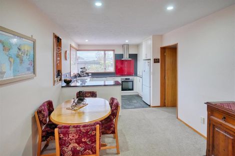 Photo of property in 7 Fieldmoor Place, Parklands, Christchurch, 8083