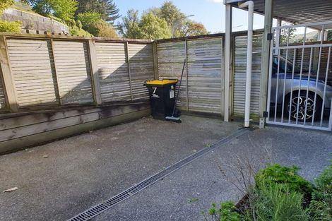 Photo of property in 7/126 Redwood Avenue, Tawa, Wellington, 5028
