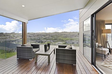 Photo of property in 54 Hillpark Drive, Pokeno, 2402