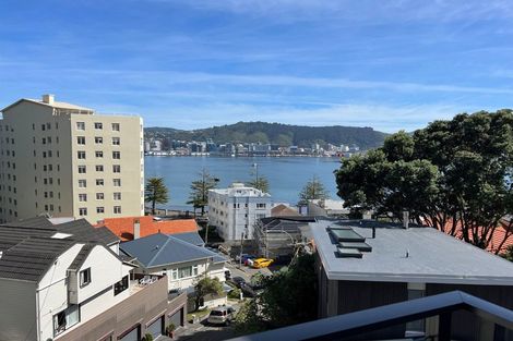 Photo of property in 1c Wilkinson Street, Oriental Bay, Wellington, 6011