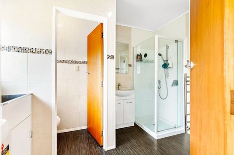 Photo of property in 3/4 Menary Street, Papakura, 2110