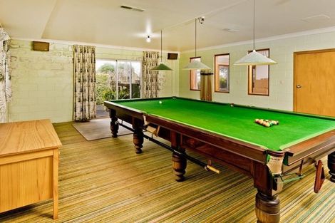 Photo of property in 245 Don Buck Road, Massey, Auckland, 0614