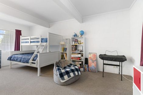 Photo of property in 2/442 Beach Road, Murrays Bay, Auckland, 0630