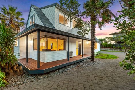 Photo of property in 338 Papamoa Beach Road, Papamoa Beach, Papamoa, 3118