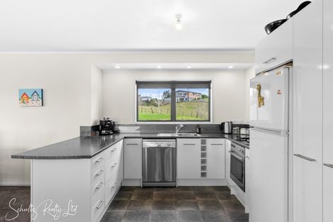 Photo of property in 31-33 Nikau Lane, Maungaturoto, 0520