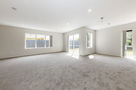 Photo of property in 4c Sheriff Place, Randwick Park, Auckland, 2105