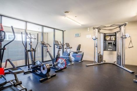 Photo of property in Cooks Apartments, 1d/24 James Cook Crescent, Remuera, Auckland, 1050