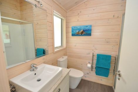 Photo of property in 12 Glen Neaves, Pauanui, Hikuai, 3579