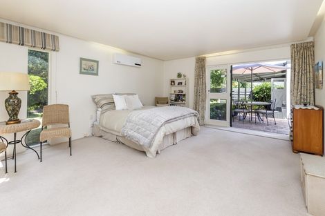Photo of property in 130 Fisher Parade, Sunnyhills, Auckland, 2010