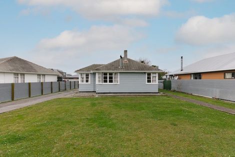 Photo of property in 45 Tweed Street, Roslyn, Palmerston North, 4414