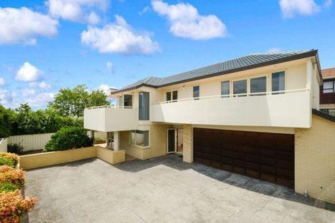 Photo of property in 1/213 Te Atatu Road, Te Atatu South, Auckland, 0610