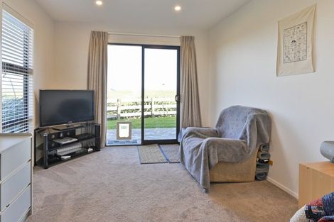 Photo of property in 69a Pirau Road, Fernhill, Napier, 4183