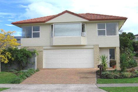 Photo of property in 18 Highfields Terrace, Henderson, Auckland, 0612