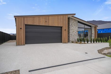 Photo of property in 7 Mason Street, Wanaka, 9305