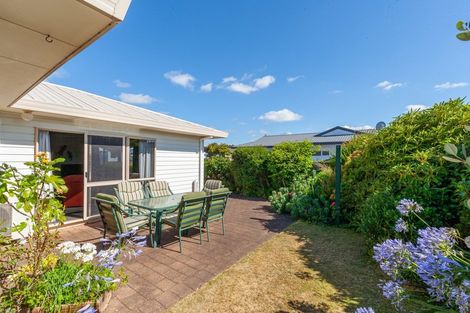 Photo of property in 63 Acacia Bay Road, Nukuhau, Taupo, 3330